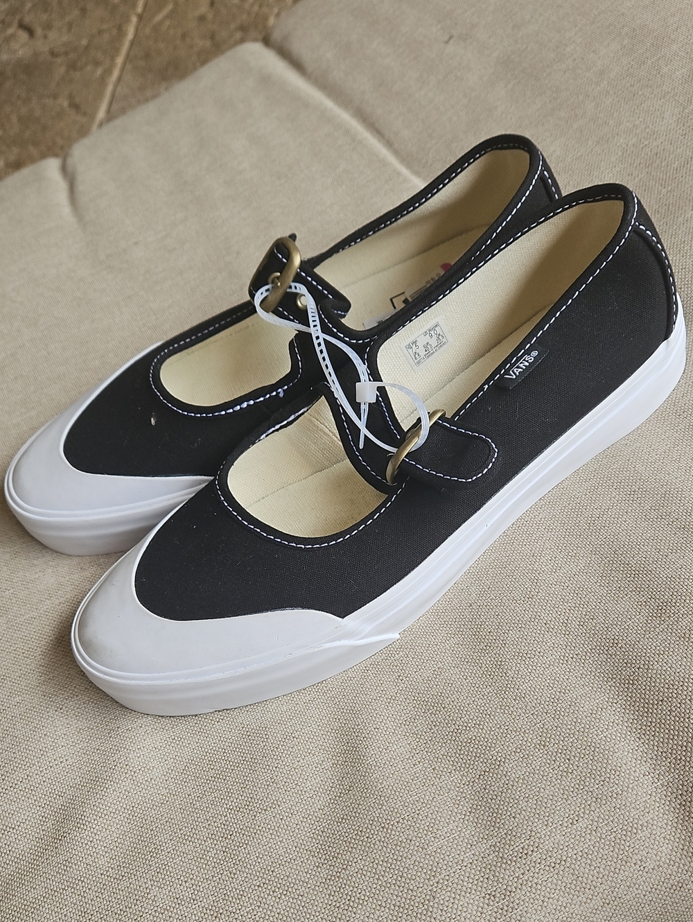 Vans Mary Jane Shoes Sneakers Ballet- Black, Men's 7.5, Woman's 9